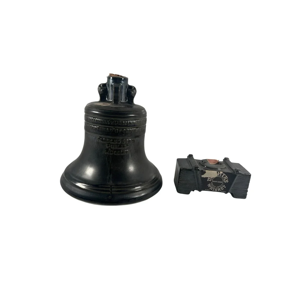 Michter's Whiskey Decanter Liberty Bell Black Ceramic Vintage 4/5 Quart Good